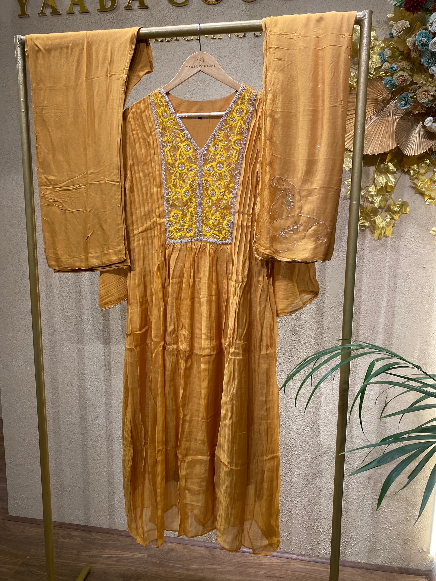 Gown Yellow 3Pc