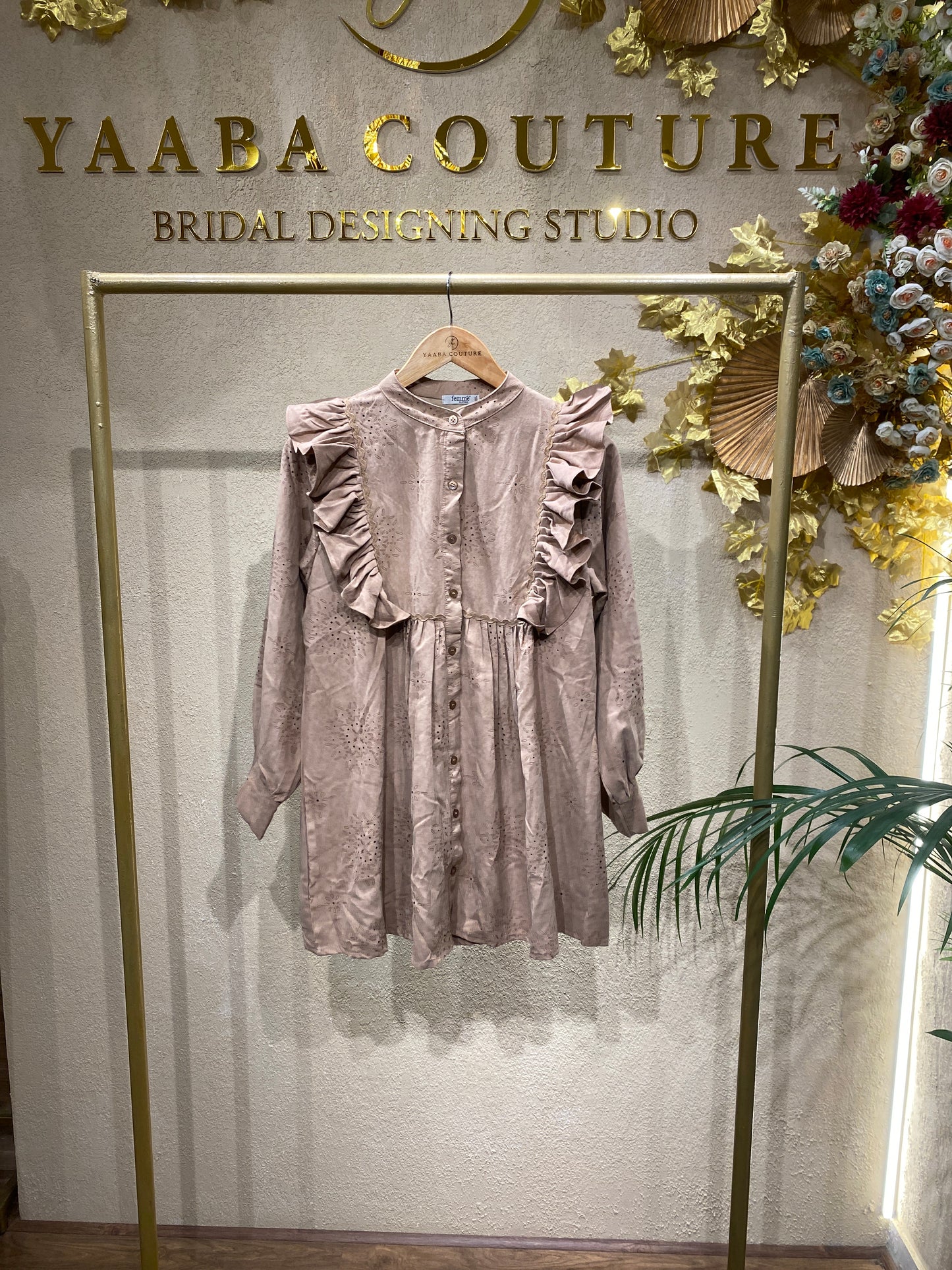 QADRA velvet top
