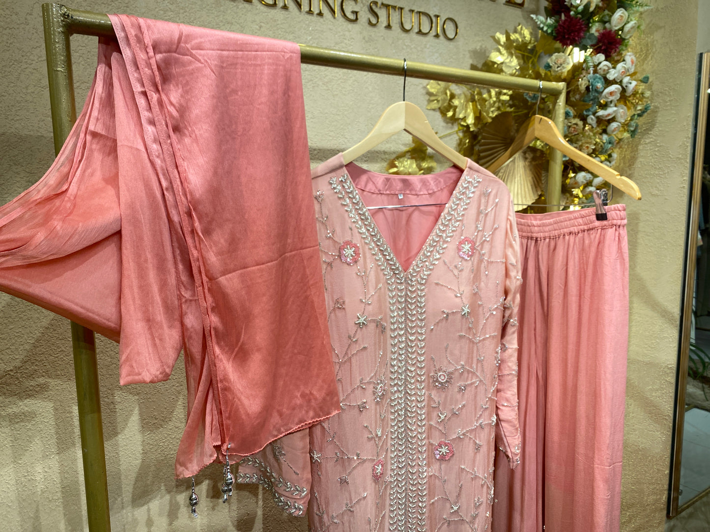 gown 3pc