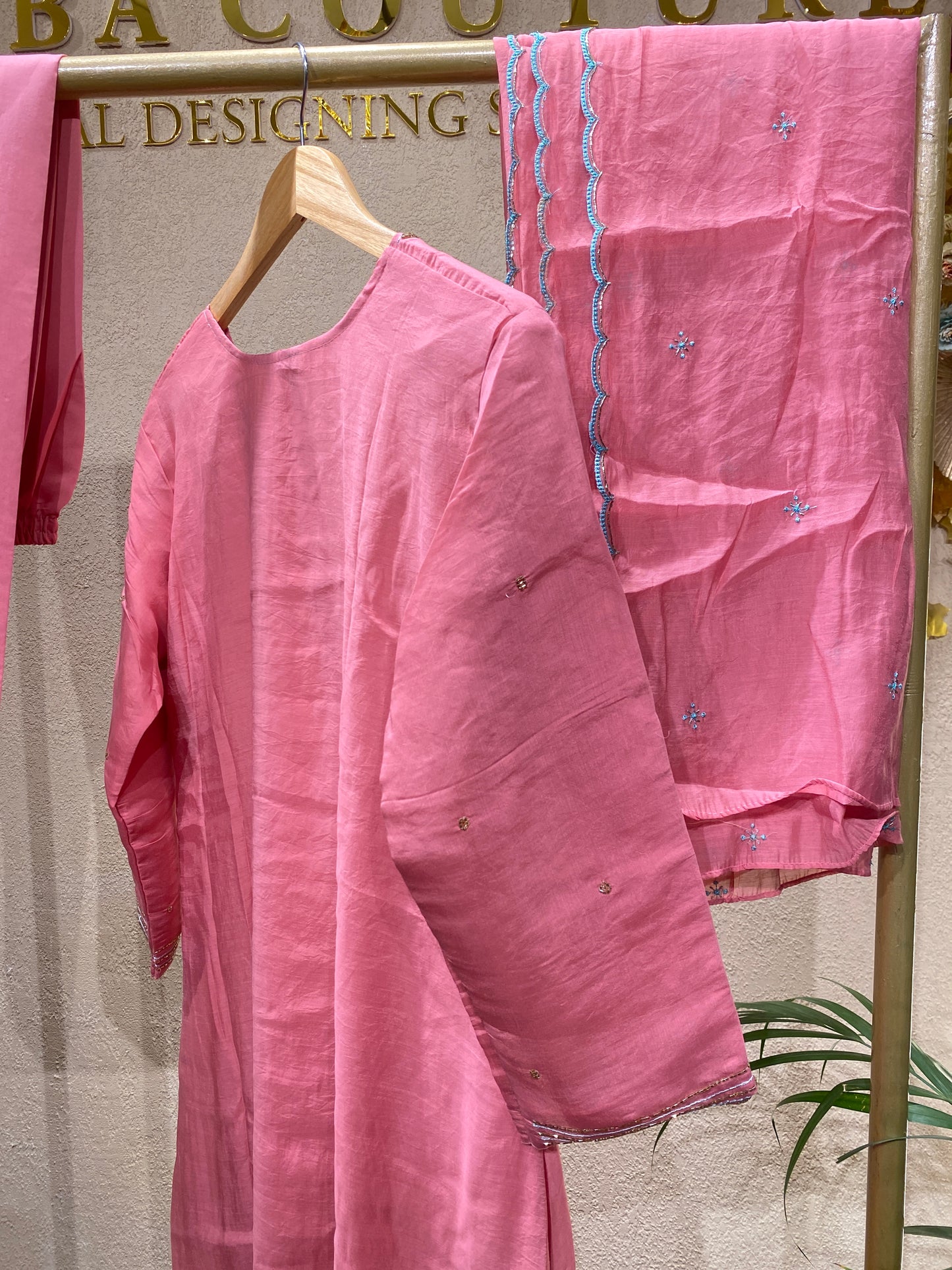 QADRA salwarsuits Aline