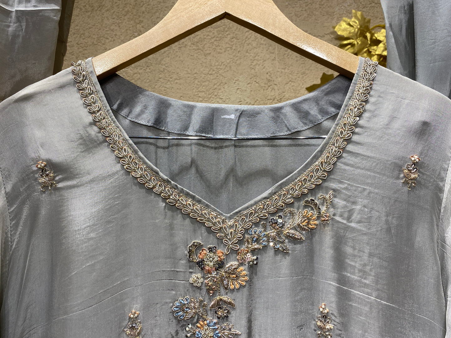 Graysalwar3Pc