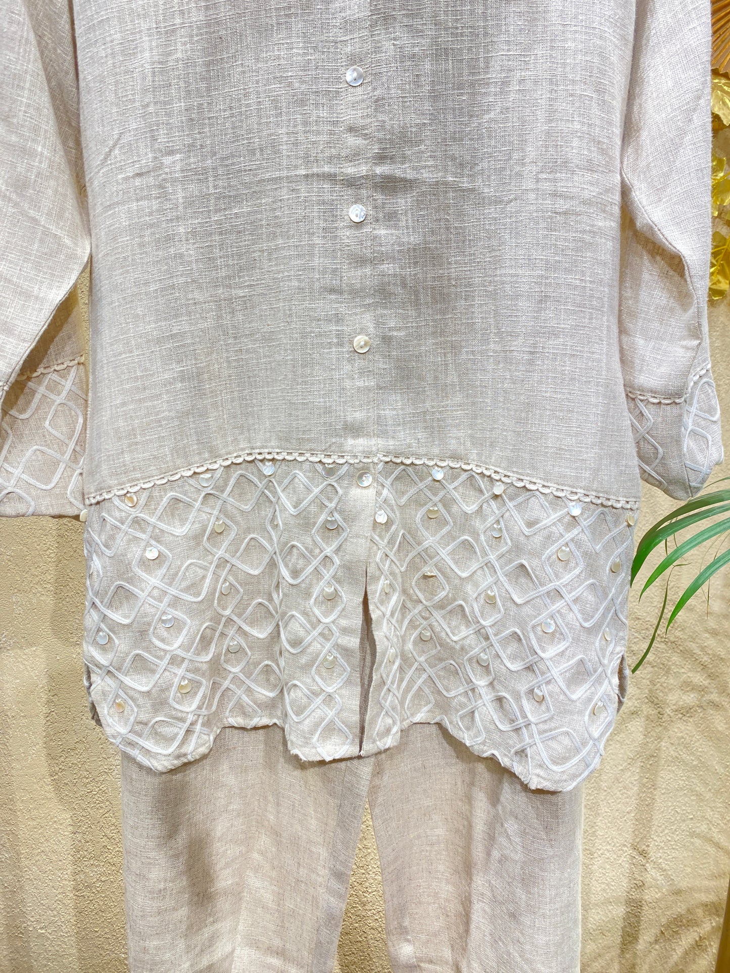 White 2Pc