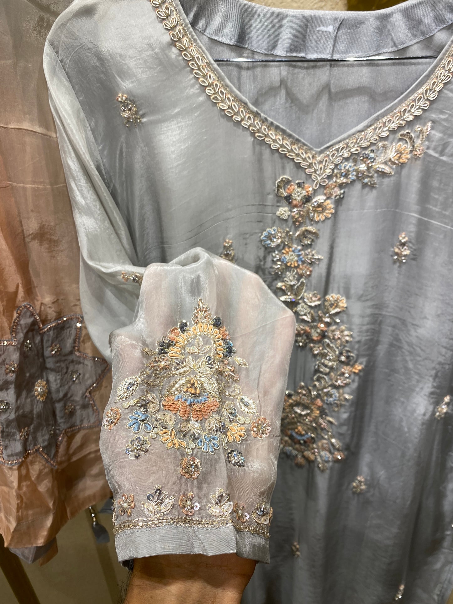 Graysalwar3Pc