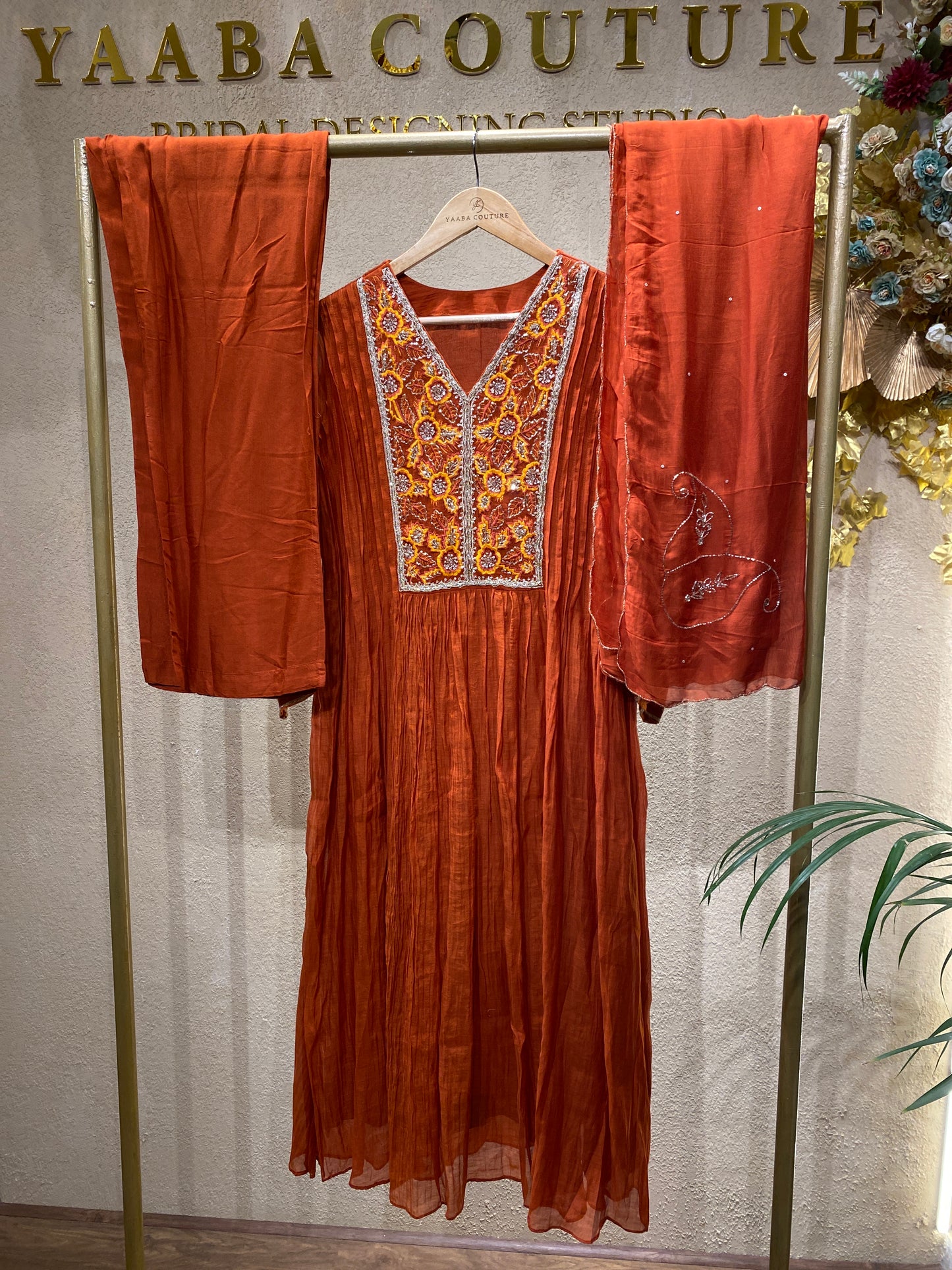 Gownred 3Pc