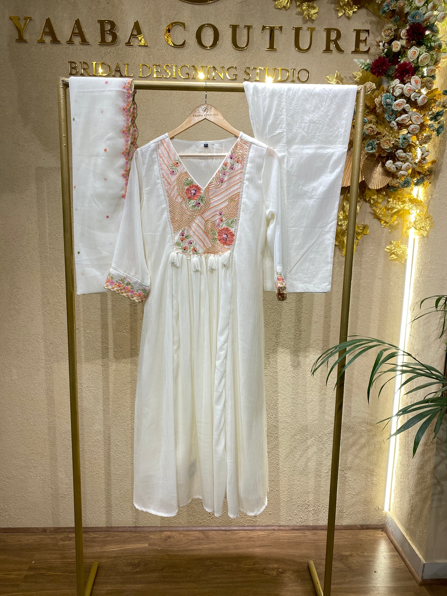 Ofwhite Suit