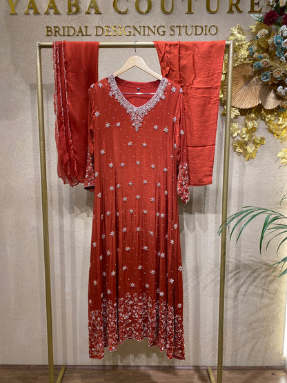 Gown Premium