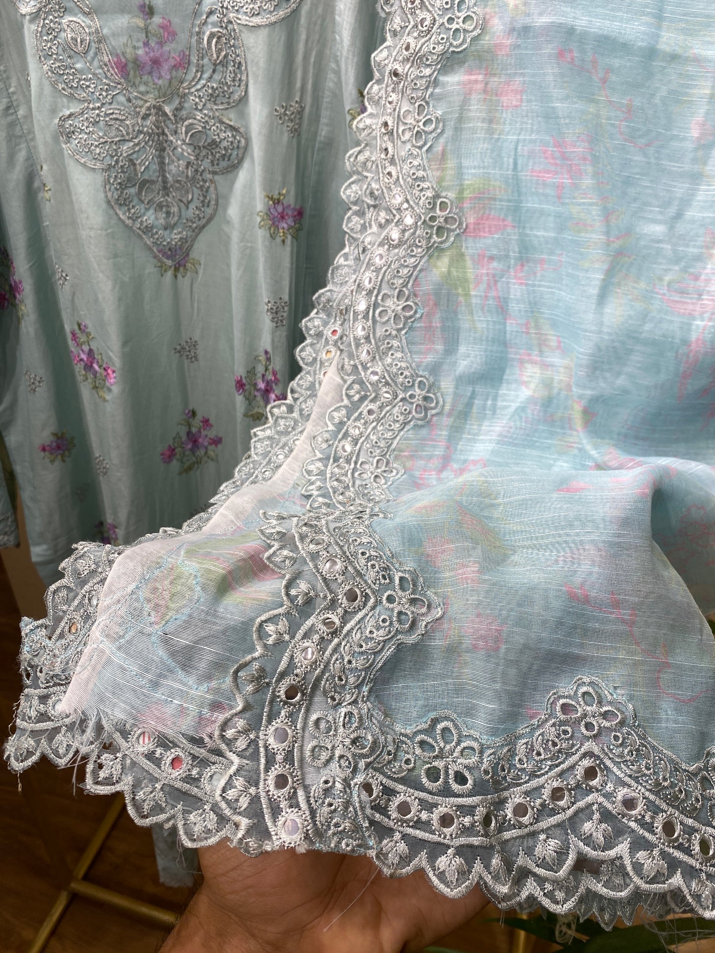 Jahaan Pakistani Suit