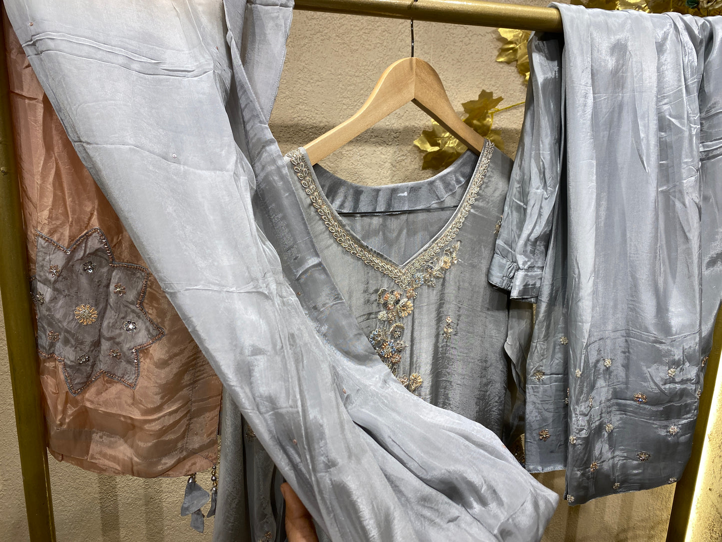 Graysalwar3Pc