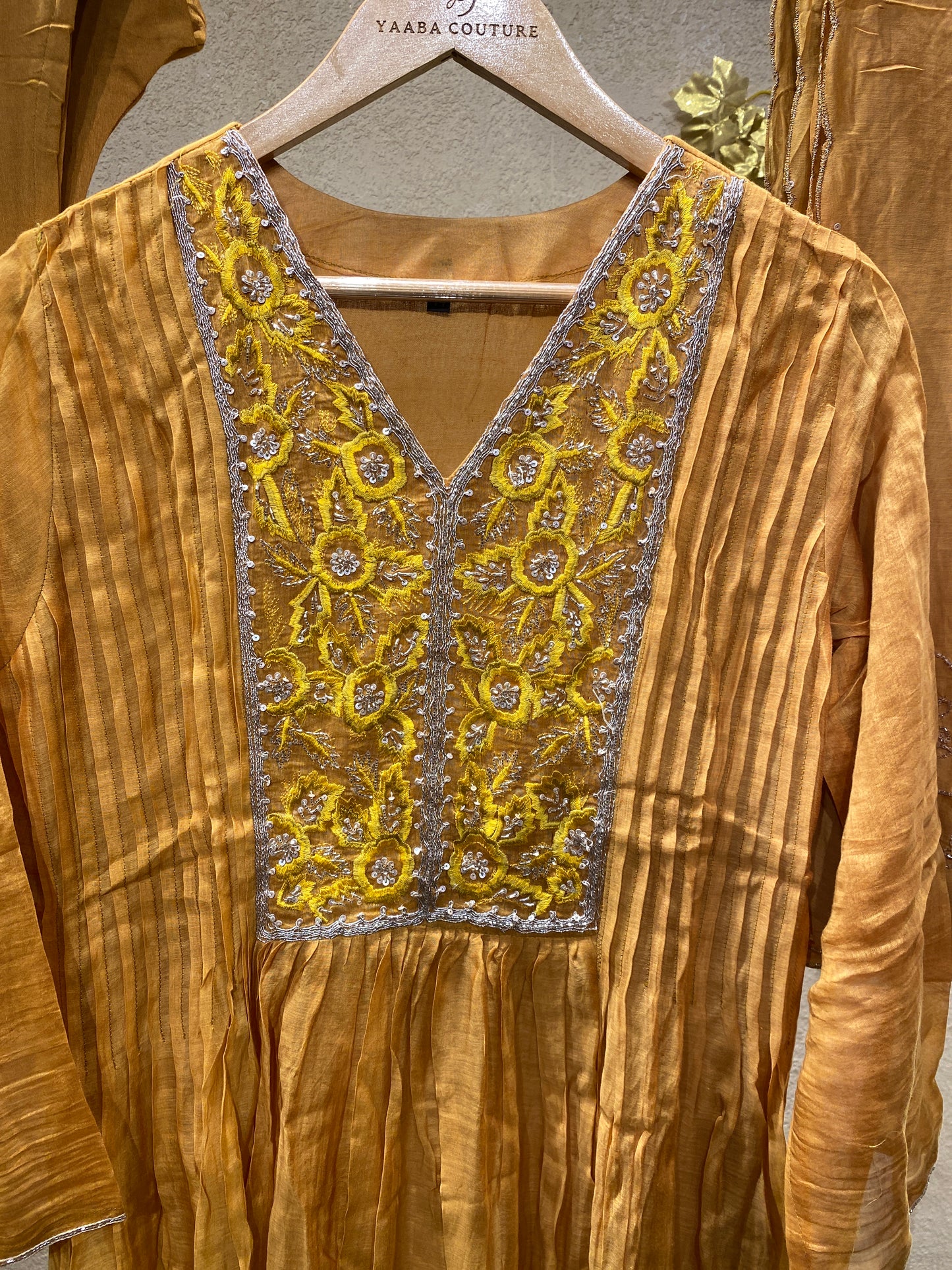 Gown Yellow 3Pc